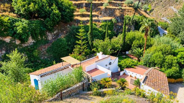 Finca rústica en venta en Finca rústica en El Molino s/n, Canillas de Albaida , Canillas de Albaida thumbnail 2