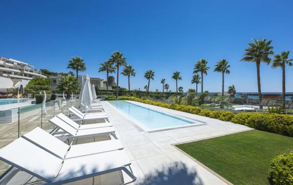 Sale of flat in Piso en Arrabal Uen. C5 Rio Velerin, 11, El Velerín, Estepona, Estepona
 photo 2