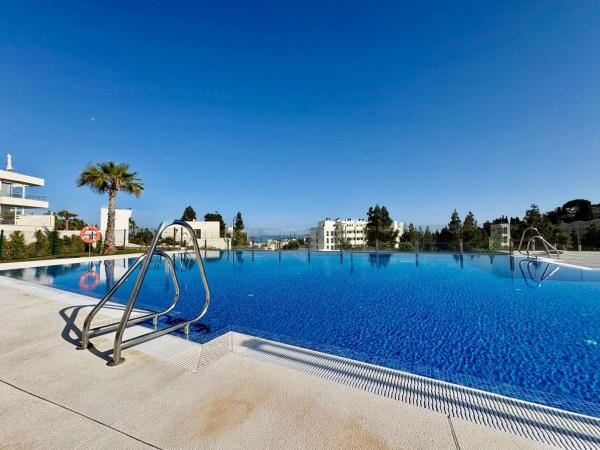 Venta de piso en Piso en Calle Aralia, Calaburra - Chaparral, Mijas, Mijas
thumbnail 2
