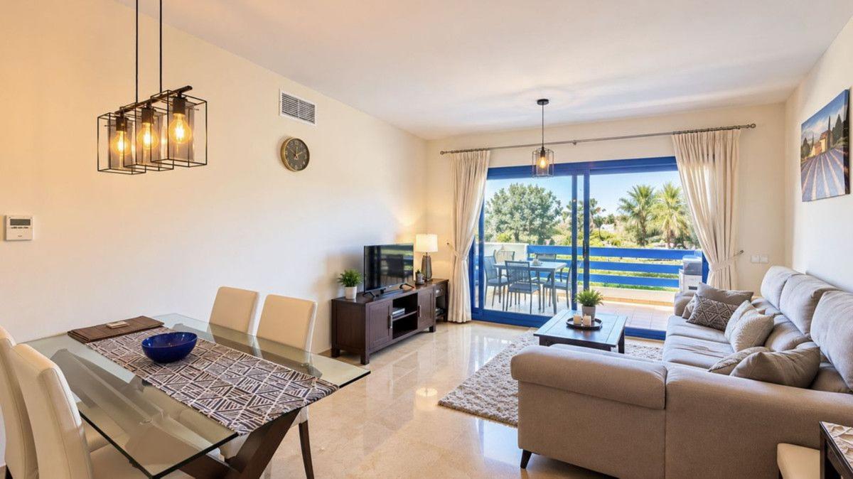 Venta de piso en Piso en Puerto de la Duquesa, Manilva, Manilva
photo 3