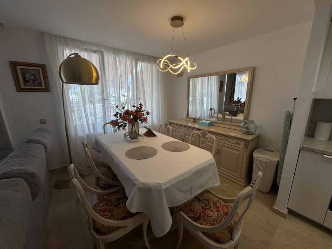 Venta de piso en Piso en Urbanizacion Puerto del Almendro, 18, Los Arqueros-Puerto del Almendro, Benahavís, Benahavís
photo 3
