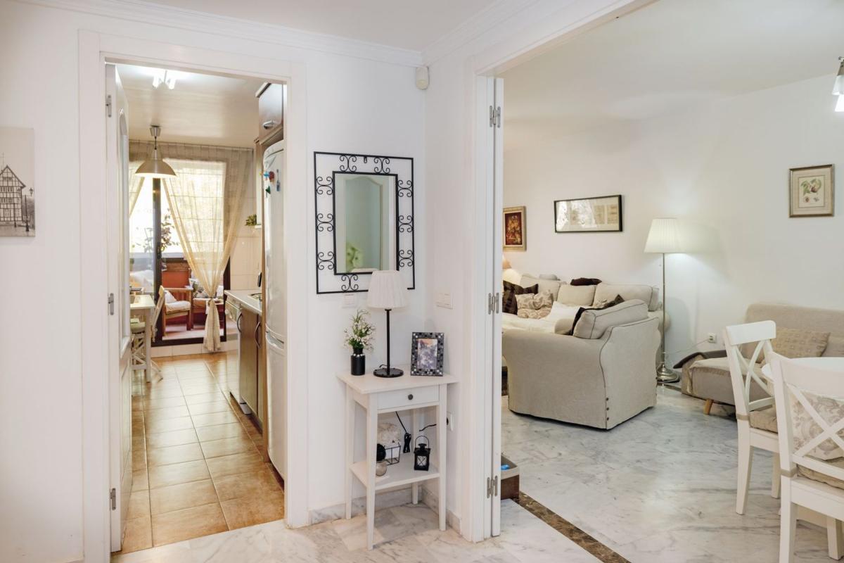 Venta de piso en Piso en Arrabal la Caridad, La Carolina-Guadalpín, Marbella, Marbella
photo 3
