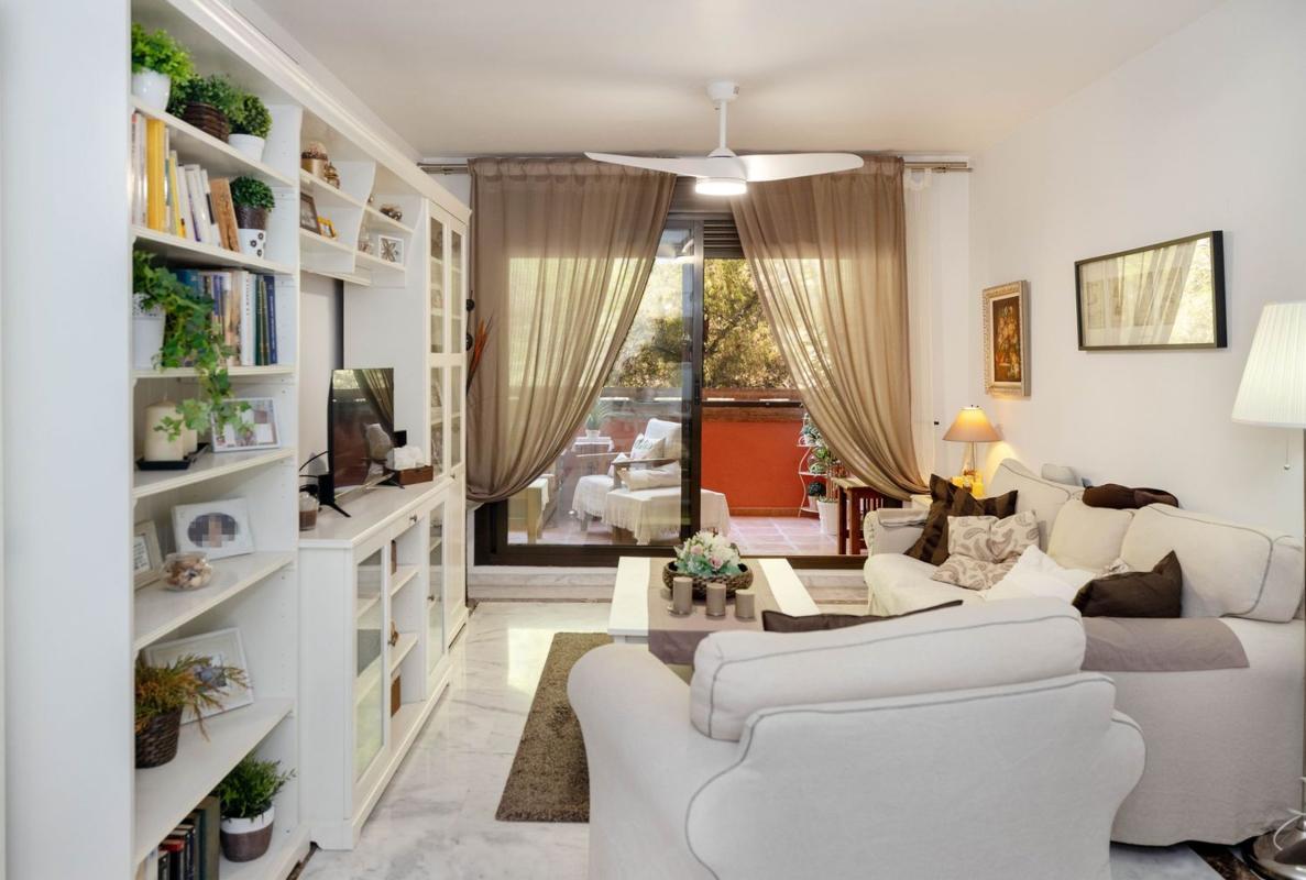 Venta de piso en Piso en Arrabal la Caridad, La Carolina-Guadalpín, Marbella, Marbella
photo 5