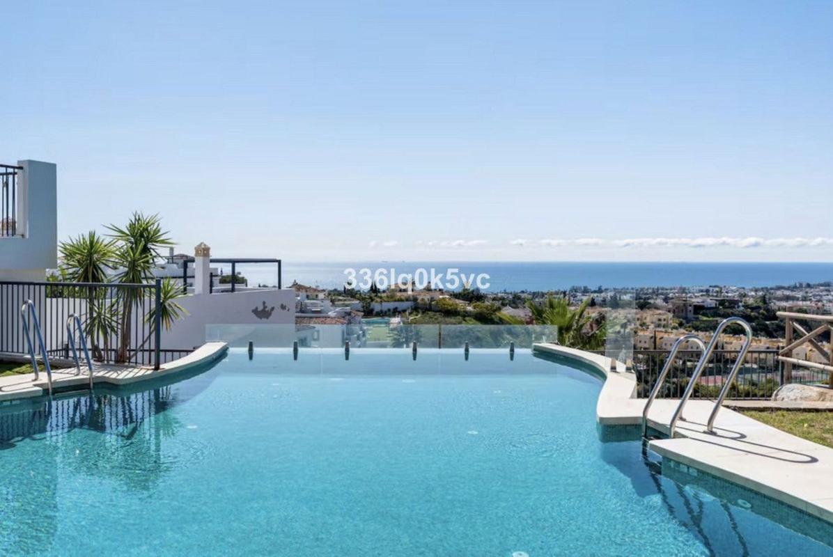 Продажа дуплекса на Dúplex en Urbanizacion el Paraiso, El Paraíso, Benahavís, Бенахавис photo 5