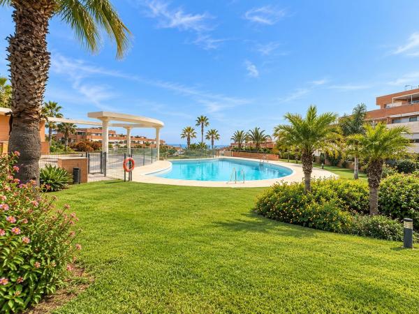 Venta de piso en Piso en Calle Frutos Herranz, Urb. Monte Real, 1, El Pinillo, Torremolinos, Torremolinos
photo 1