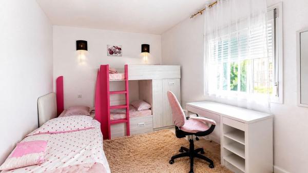 Venta de piso en Piso en Calle Málaga, San Pedro Pueblo, Marbella, Marbella
 photo 4