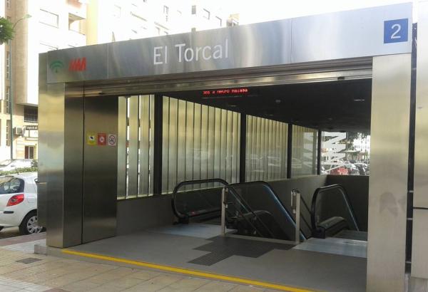 Venta de piso en Piso en Vistafranca, Málaga, Málaga
 photo 1