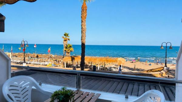 Venta de piso en Piso en Calle Castillo del Inglés, El Bajondillo, Torremolinos, Torremolinos
thumbnail 3