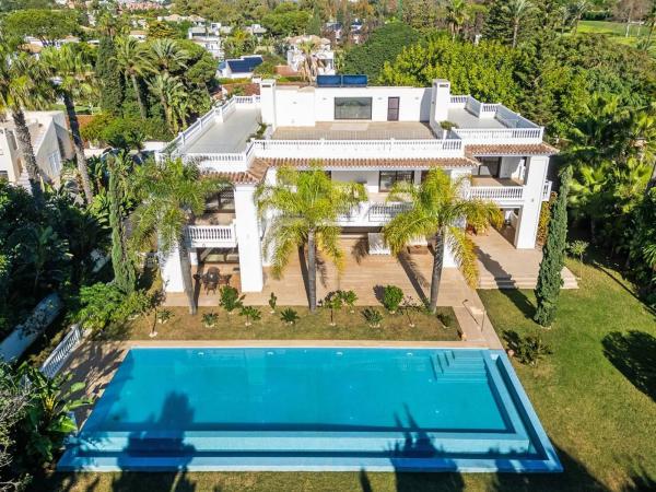 Casa o chalet independiente en Calle Murcia, Casasola, Estepona photo 1