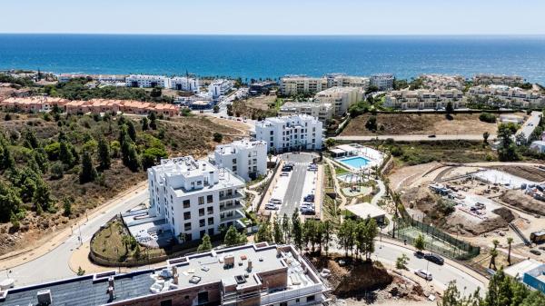 Venta de piso en Piso en Calle Almez, 1, Calaburra - Chaparral, Mijas, Mijas
photo 1