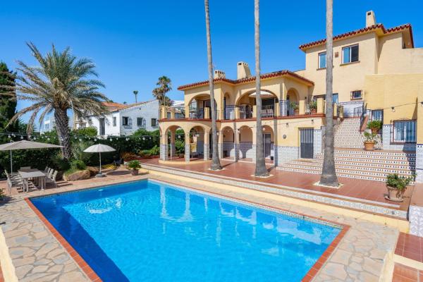 Casa o chalet independiente en Buenas Noches, Estepona thumbnail 3