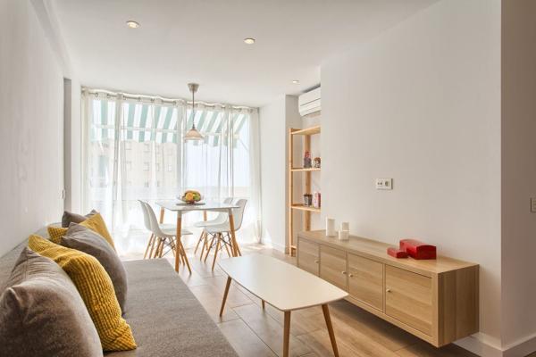 Venta de piso en Piso en Calle Palmeras, 4, Huerta Belón-Calvario, Marbella, Marbella
photo 1
