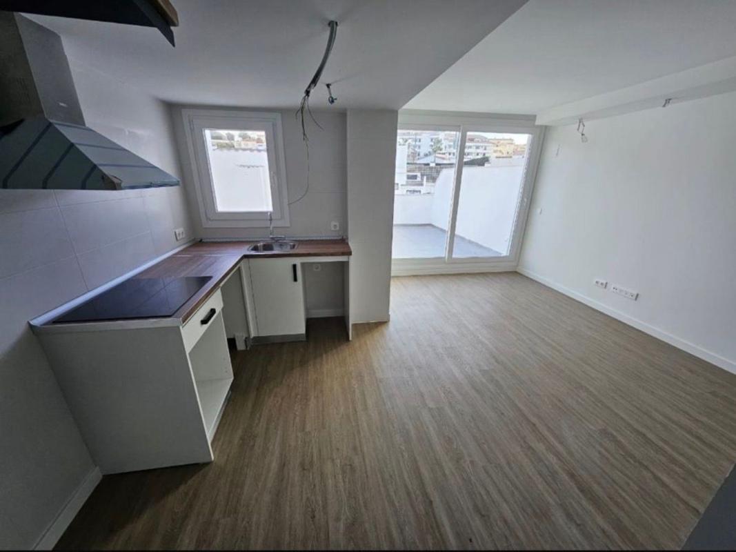 Продажа квартиры на Piso en Calle Zorzal, 16, Torreblanca del Sol, Fuengirola, Фуэнхирола
photo 3