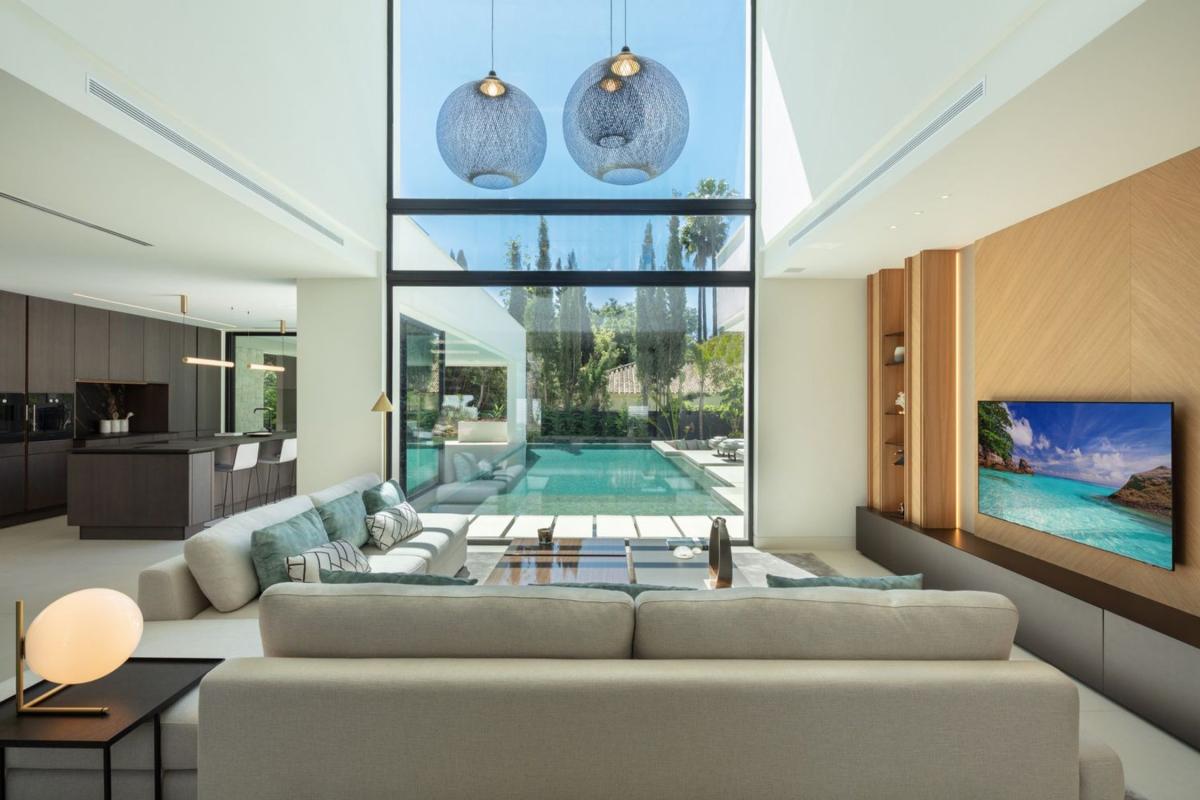 Properties for sale and rent in Spain photo 2
