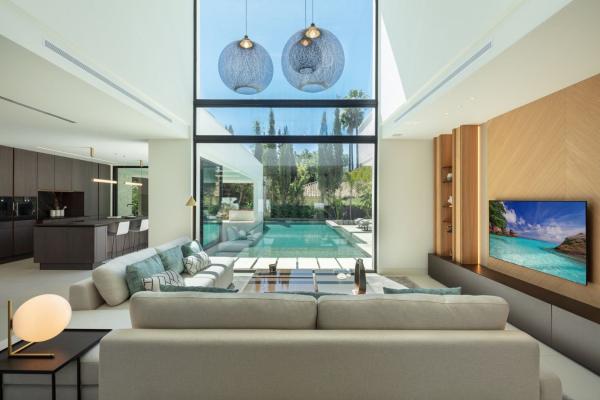 Casa o chalet independiente en Urbanizacion n Andalucia 30d, 35 t, Las Brisas, Marbella thumbnail 2