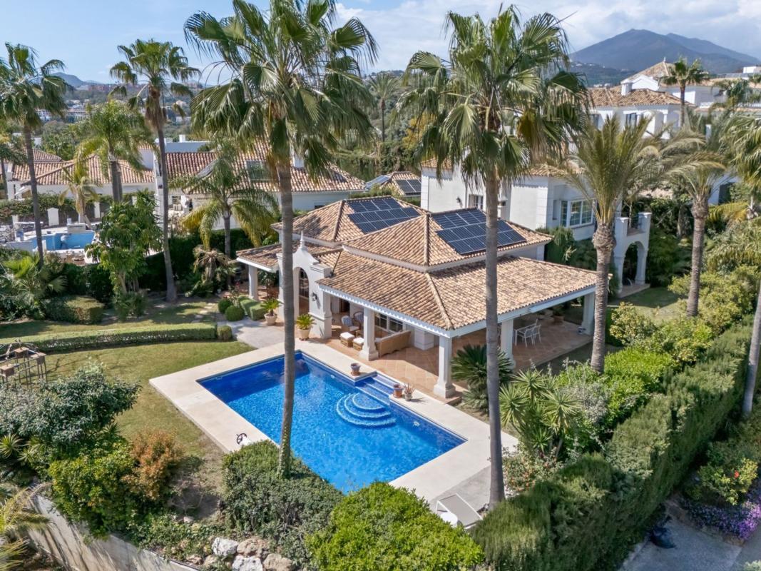 Properties for sale and rent in Spain photo 1