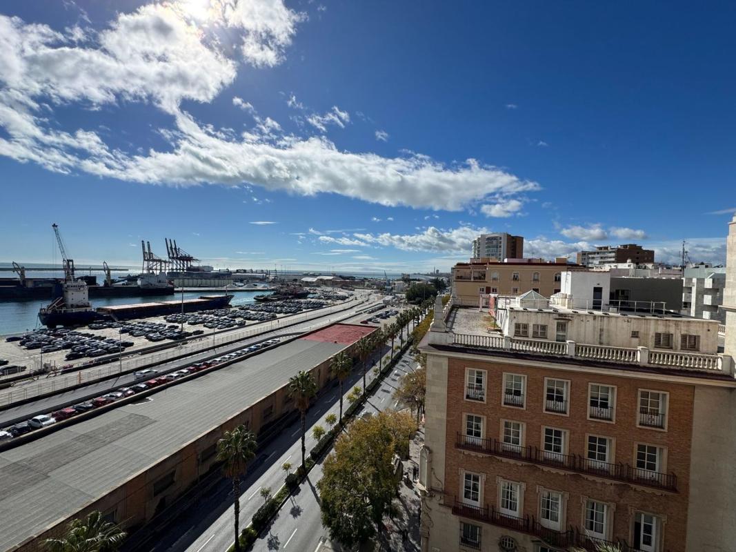 Venta de ático en Ático en Avenida de Manuel Agustín Heredia, Ensanche Centro - Soho, Málaga, Málaga photo 1