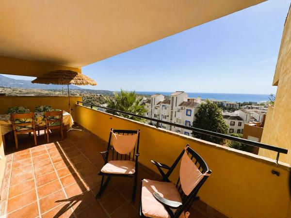 Venta de piso en Piso en Avenida Diamante, Valtocado - La Alquería - La Atalaya, Mijas, Mijas
photo 1