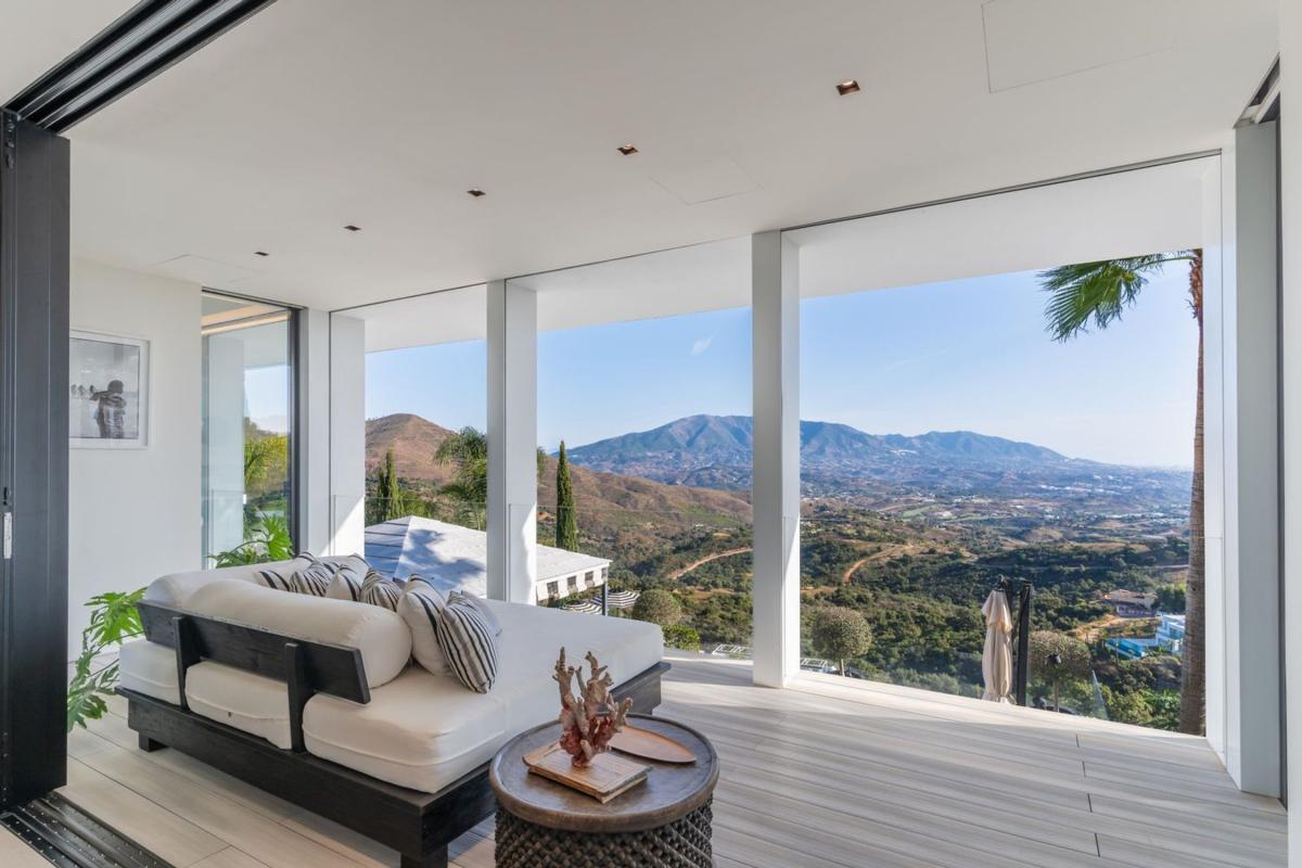 Properties for sale and rent in Spain photo 5