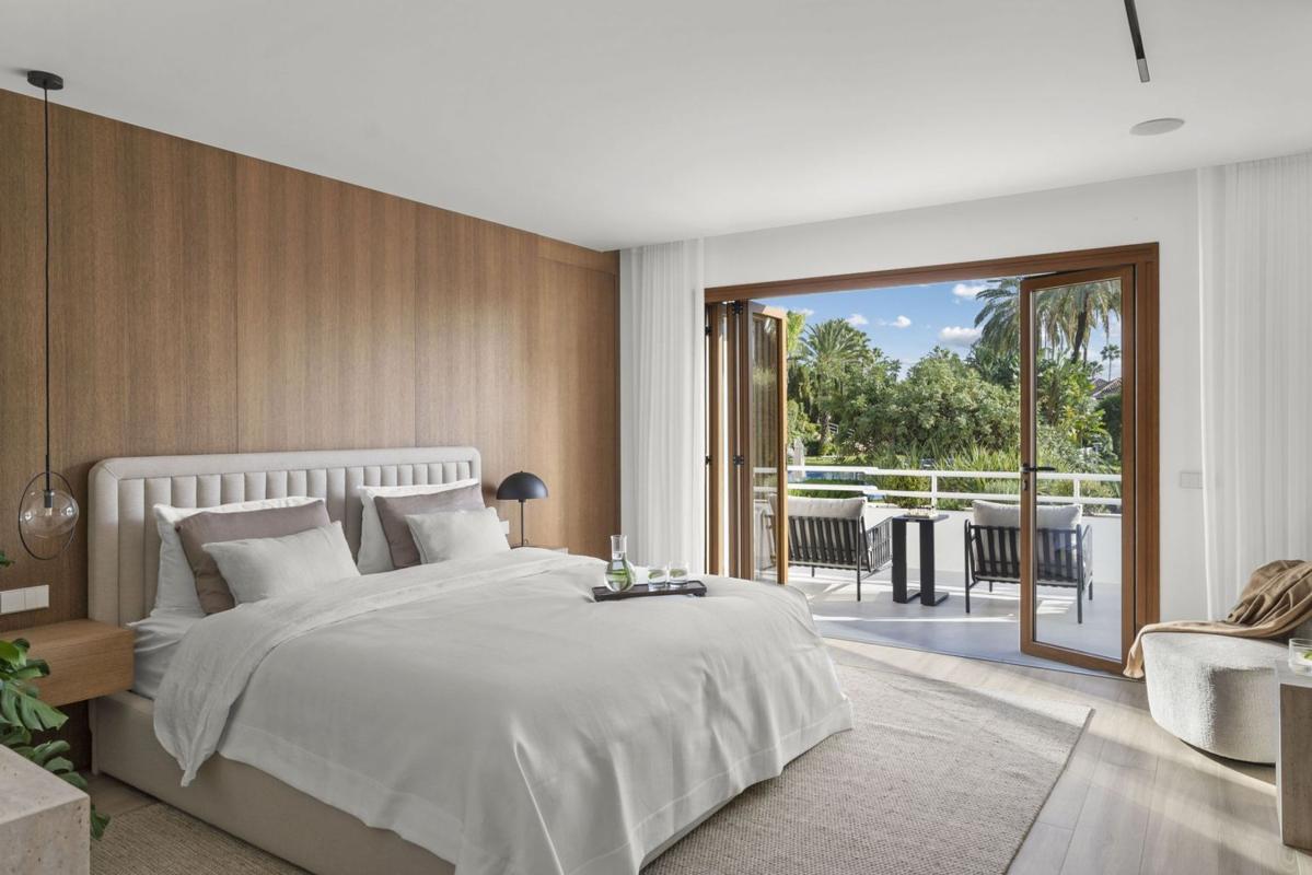 Продажа дуплекса на Dúplex en Urbanizacion n Andalucia 3f, 14, Los Naranjos, Marbella, Марбелла photo 4