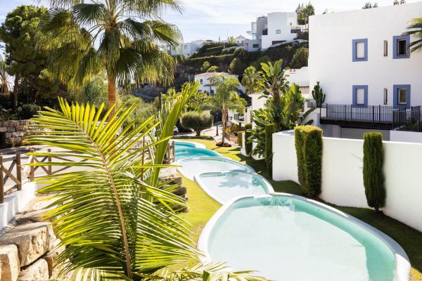 Mansarda na sprzedaż w  Ático en Urbanizacion el Paraiso, 351, El Paraíso, Benahavís, Benahavís photo 3