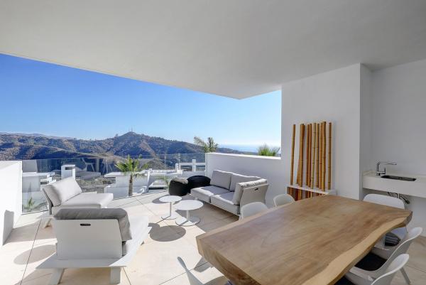 Venta de piso en Piso en Calle Rafael Alberti, 12, Ojén pueblo, Ojén, Ojén
photo 1