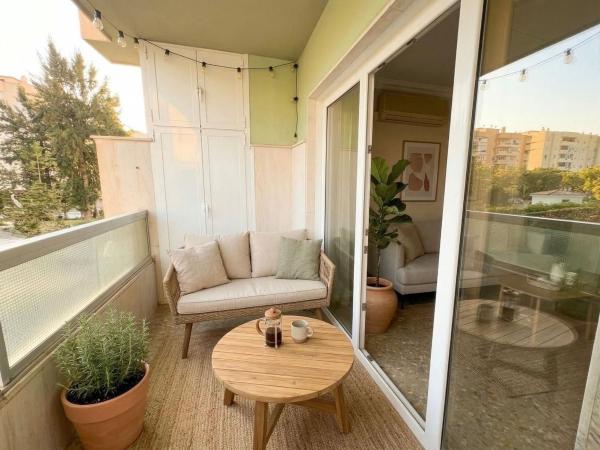Продажа квартиры на Piso en Calle Juan Sebastián Elcano, Zona Hispanidad - Vivar Téllez, Vélez-Malaga, Велес-Малага
photo 1