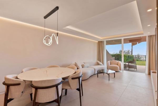 Venta de piso en Piso en Los Naranjos, Marbella, Marbella
photo 1