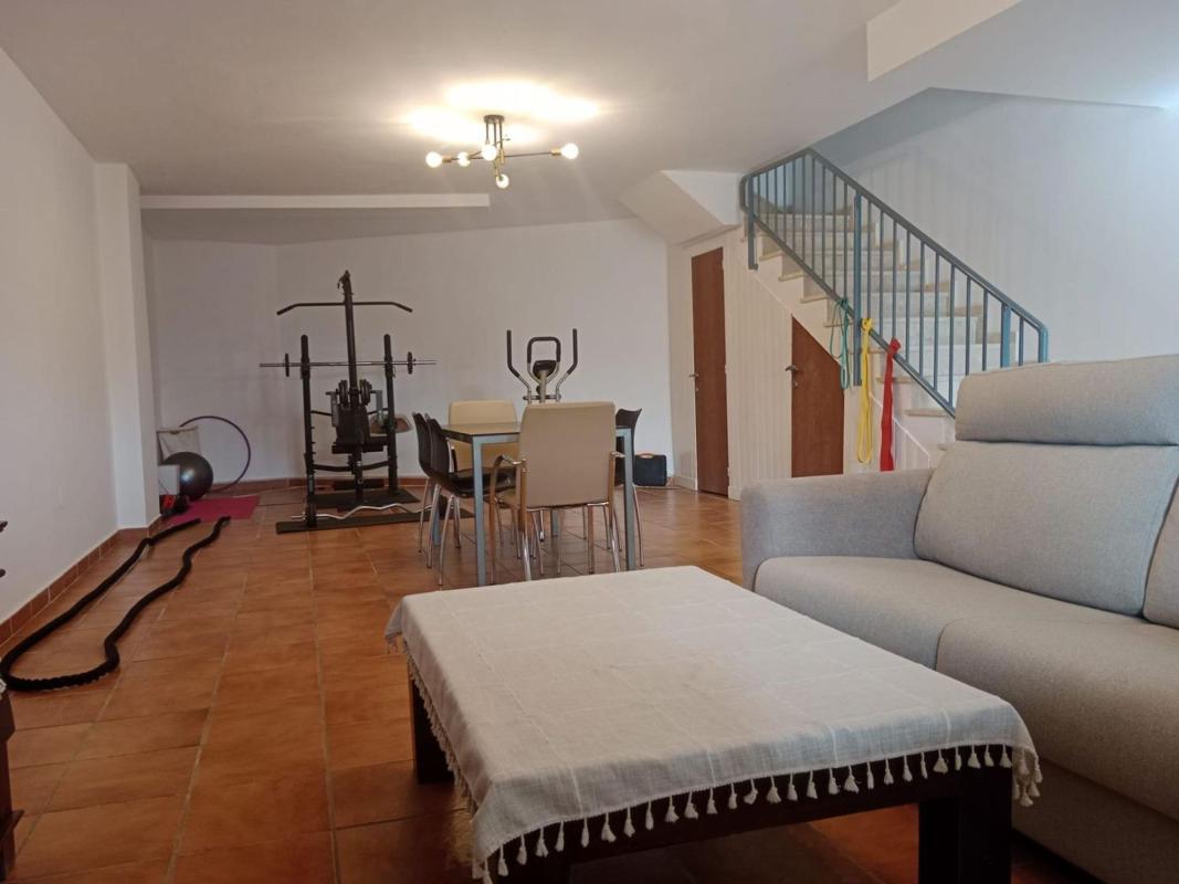 Недвижимость на продажу и в аренду в Испании photo 3