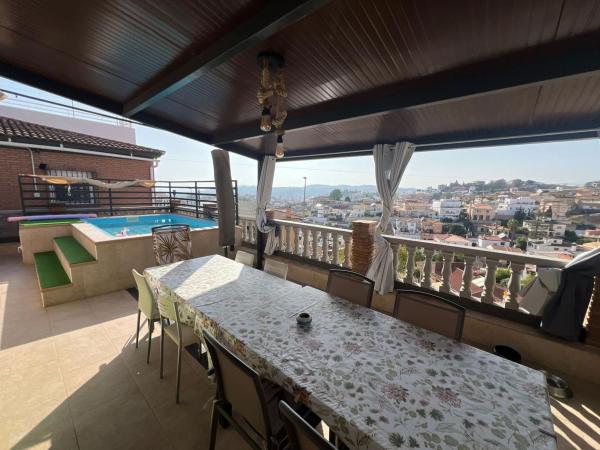 Casa o chalet independiente en Calle Petronio, Fuente Alegre - El Chaparral - Los Morales, Málaga photo 4