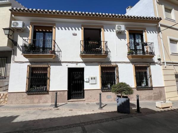 Chalet adosado en Calle Adoquines, Villanueva del Rosario photo 1