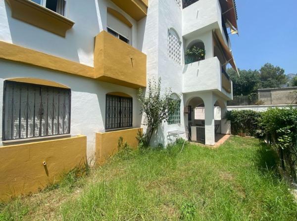 Venta de piso en Piso en Calle Teba, 2, La Carolina-Guadalpín, Marbella, Marbella
 photo 4