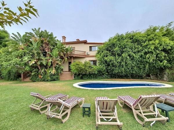 Casa o chalet independiente en Avenida del Cantábrico, Arroyo de la Miel, Benalmádena photo 1