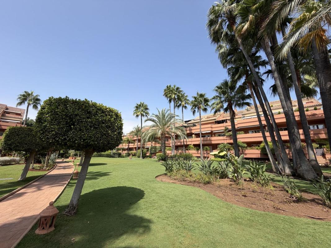 Venta de piso en Piso en Puerto Banús, Marbella, Marbella
photo 1