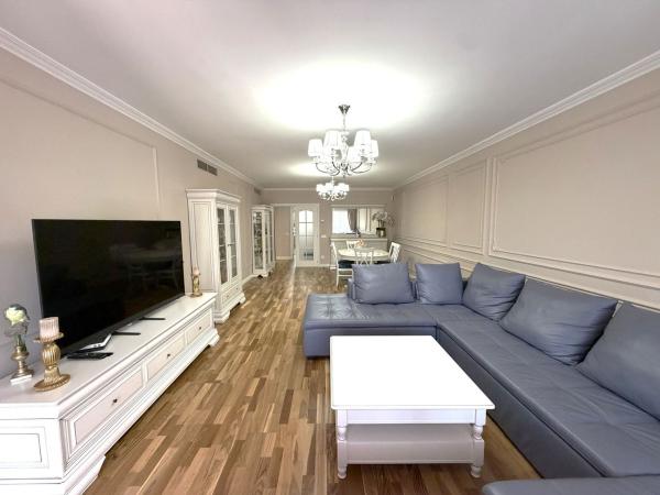 Venta de piso en Piso en Puerto Banús, Marbella, Marbella
thumbnail 3