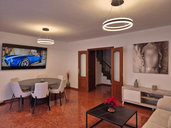 Chalet adosado en Zona Calvario, Estepona photo 1