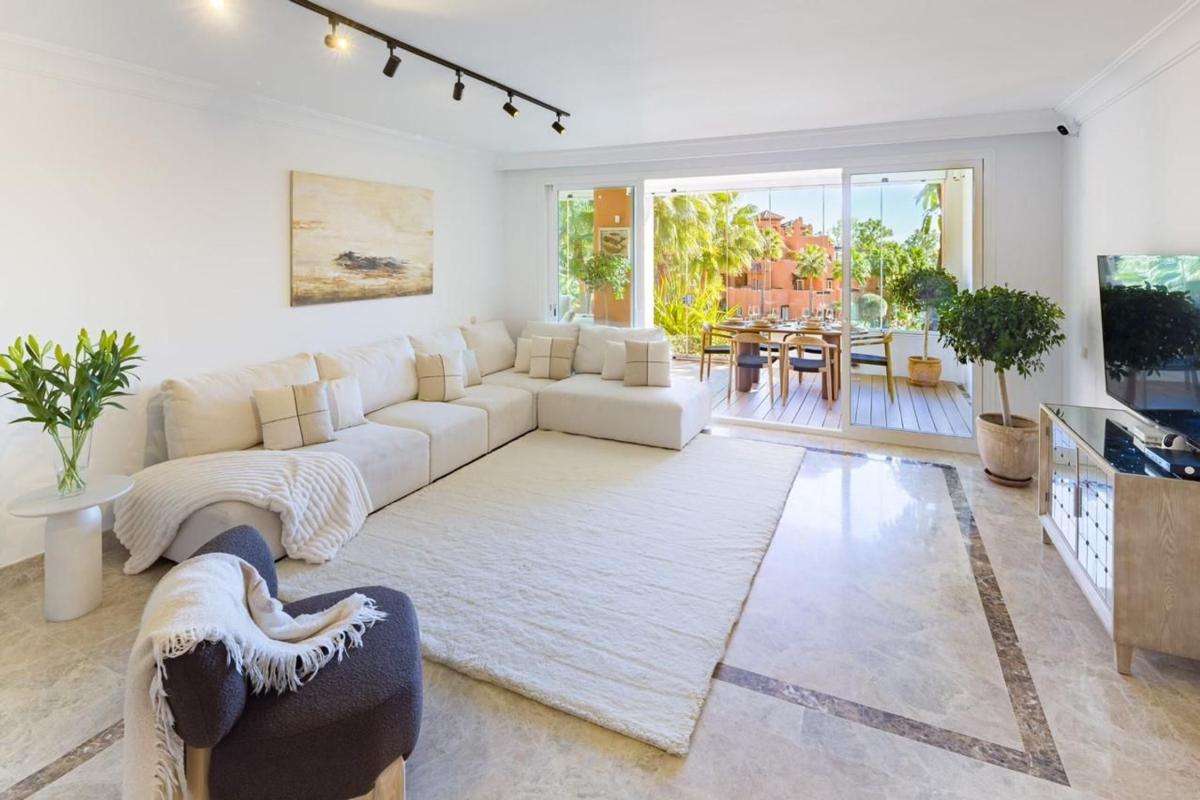Sprzedaż mieszkania w Piso en Osa Mayor-Nva Andalucia g, 23, Los Naranjos, Marbella, Marbella
photo 2
