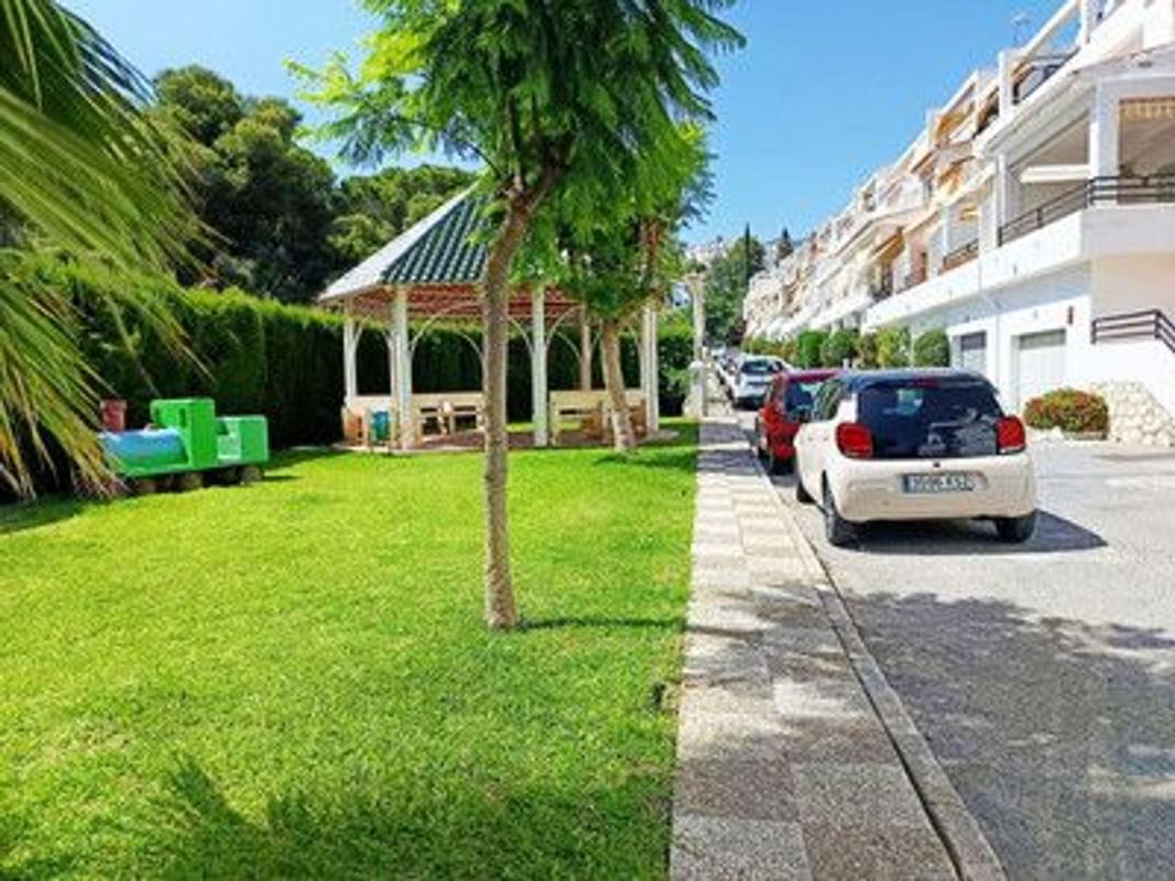Propiedades en venta y alquiler en España photo 1
