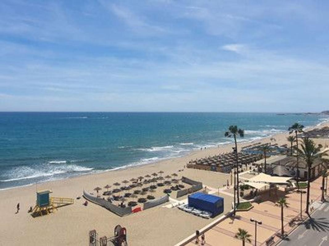 Venta de piso en Piso en Paseo Marítimo Rey de España, 102, Las Gaviotas, Fuengirola, Fuengirola
photo 1