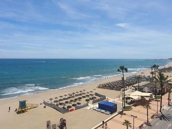 Venta de piso en Piso en Paseo Marítimo Rey de España, 102, Las Gaviotas, Fuengirola, Fuengirola
photo 1