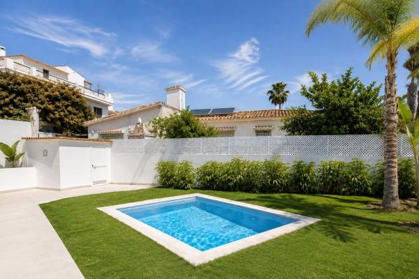 Casa o chalet independiente en Avenida de Las Salinas, Los Boliches, Fuengirola photo 3