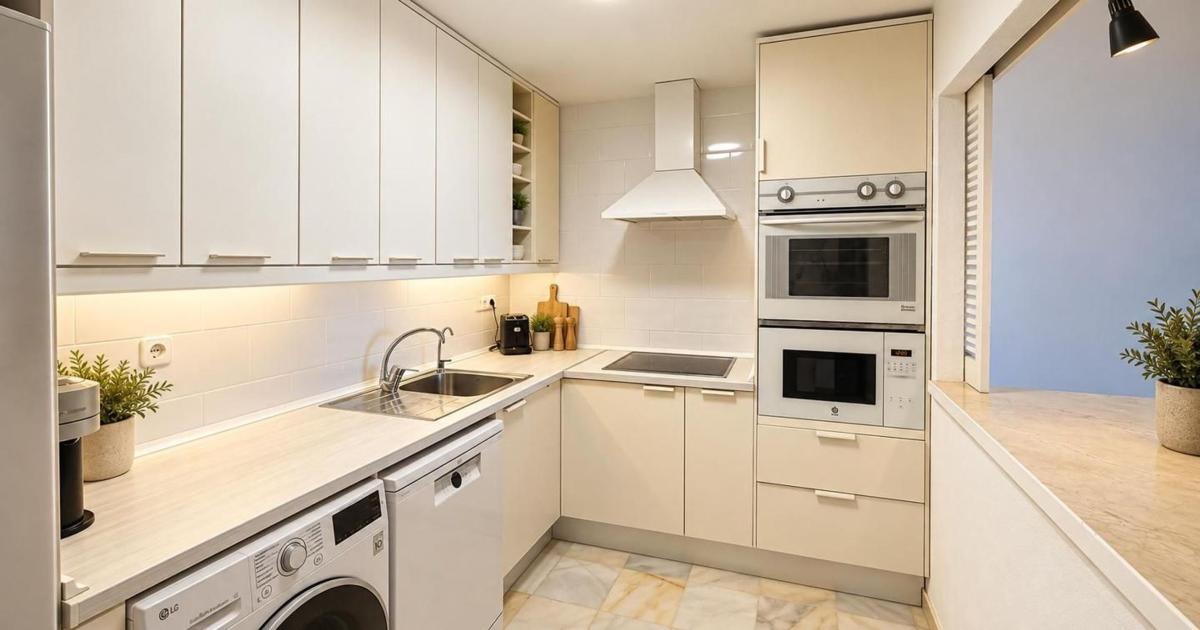 Venta de piso en Piso en Calle Ribera, Puerto Banús, Marbella, Marbella
photo 5