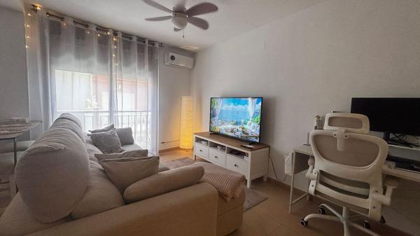 Продажа квартиры на Piso en Arroyo de la Miel, Benalmádena, Бенальмадена
thumbnail 3
