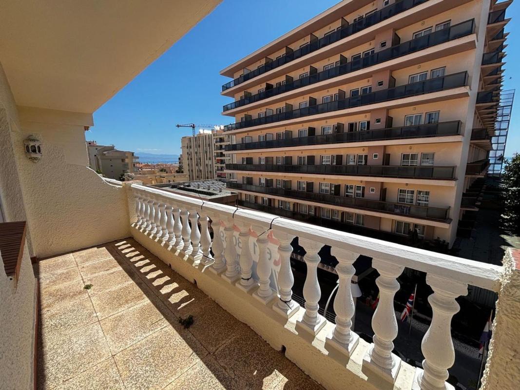 Продажа студии в Estudio en La Carihuela - Los Nidos, Torremolinos, Торремолинос photo 1