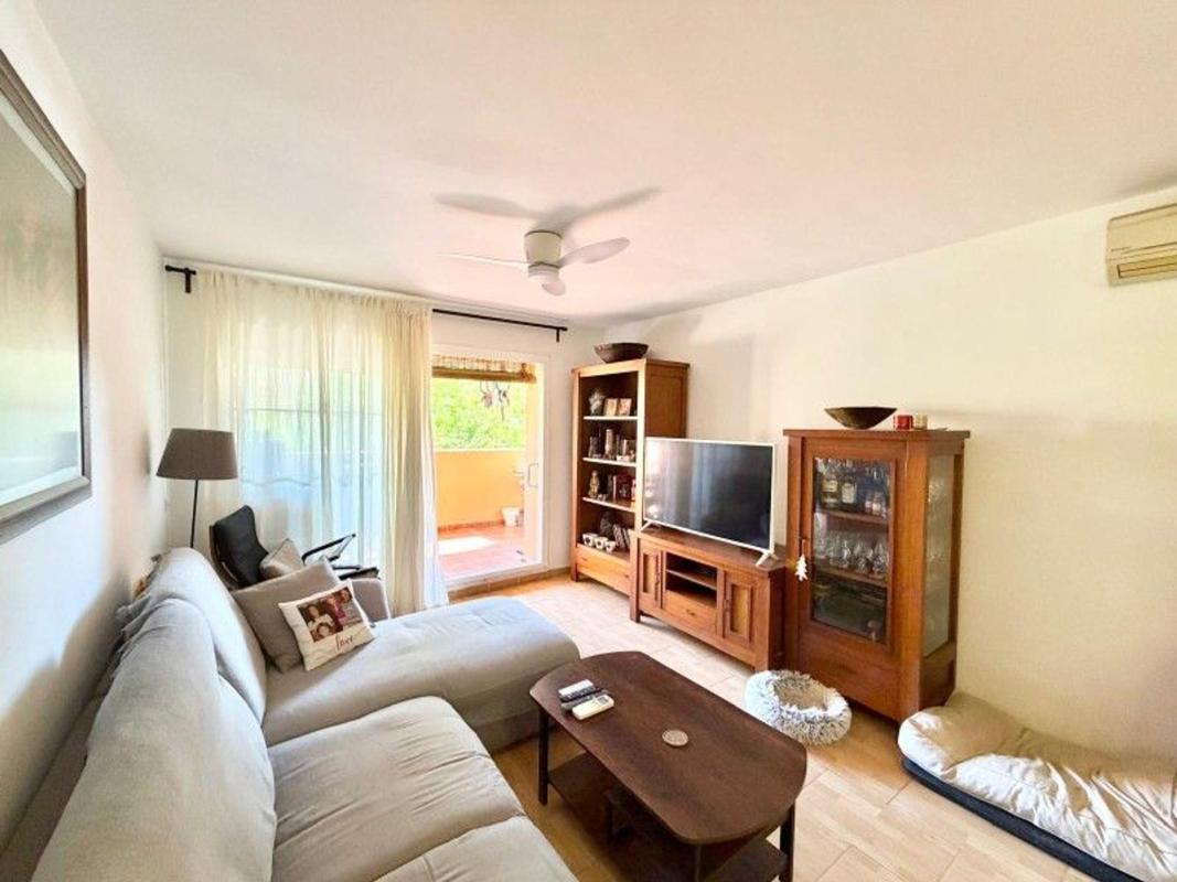 Venta de piso en Piso en Calle Federico Mompou, 3, El Pinillo, Torremolinos, Torremolinos
 photo 3