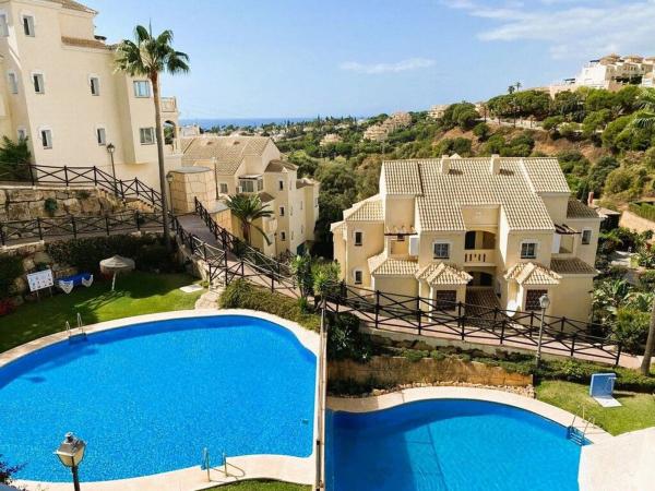 Duplex en venta en Dúplex en Hacienda Elviria, Marbella, Marbella photo 1