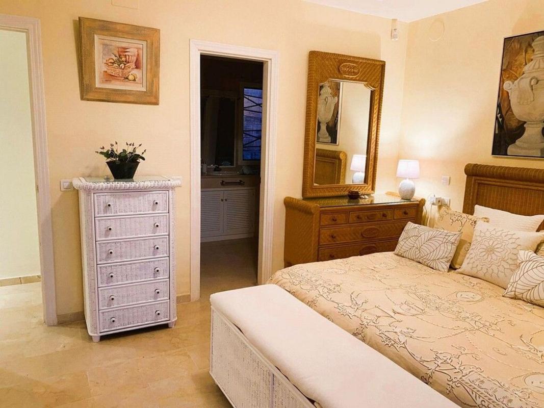 Venta de duplex en Dúplex en Hacienda Elviria, Marbella, Marbella photo 3