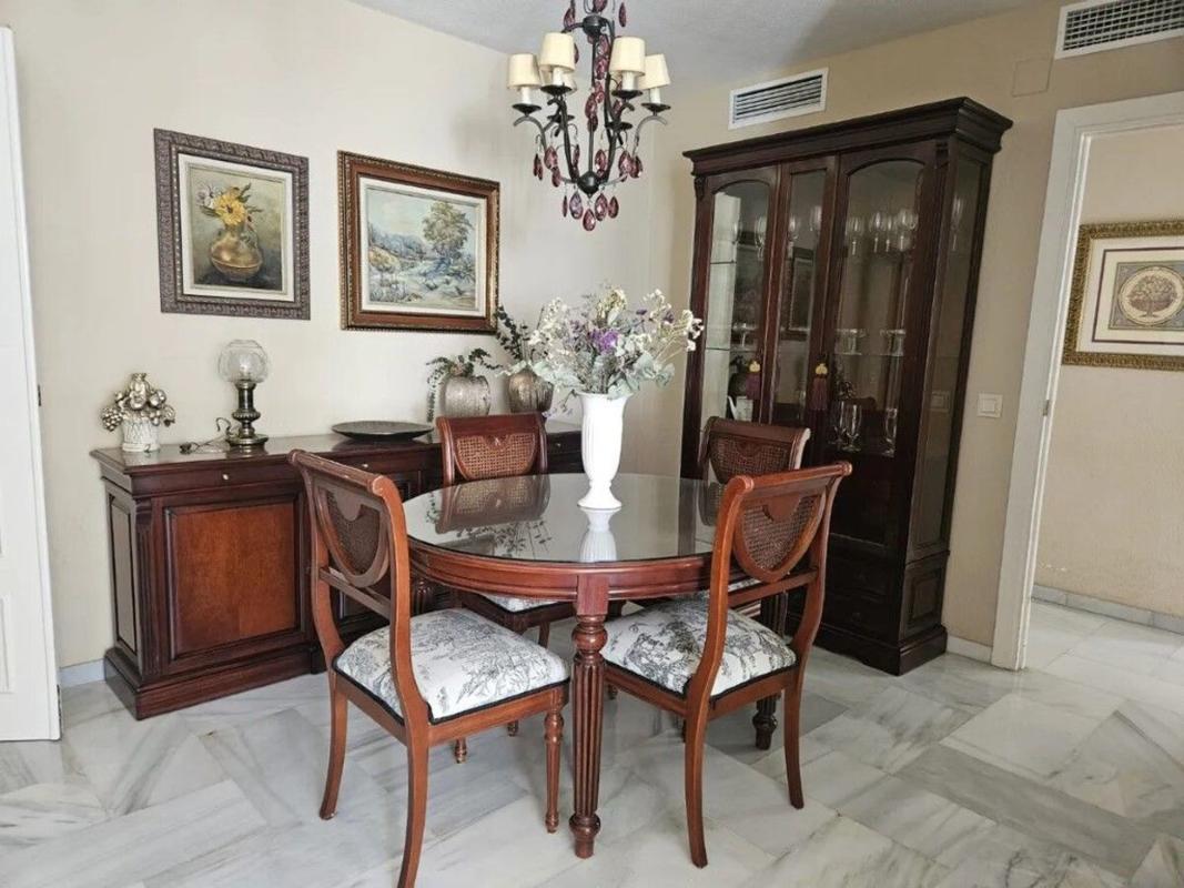 Sprzedaż mieszkania w Piso en Avenida Miramar, Zona Sohail, Fuengirola, Fuengirola
photo 4