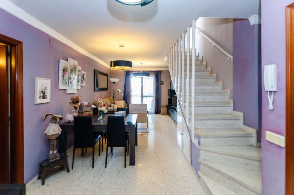 Дуплекс на продажу в Dúplex en Santa Cristina - San Rafael, Málaga, Малага photo 4