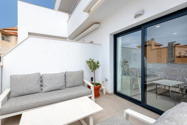 Venta de piso en Piso en Calle Gloria Fuertes, Capistrano, Nerja, Nerja
thumbnail 3